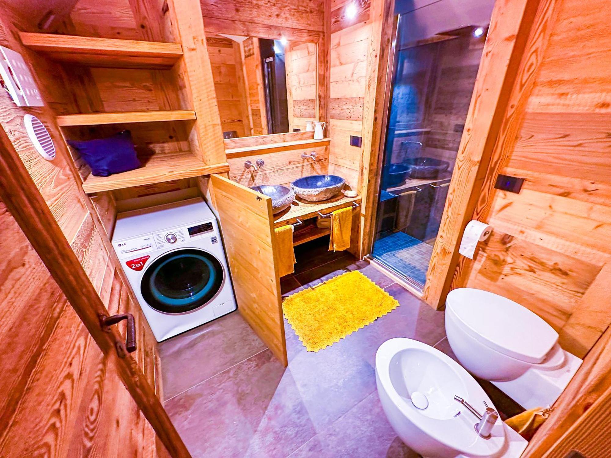 Joivy Modern Family Chalet With Stunning Mountain Views Чамполук Екстериор снимка