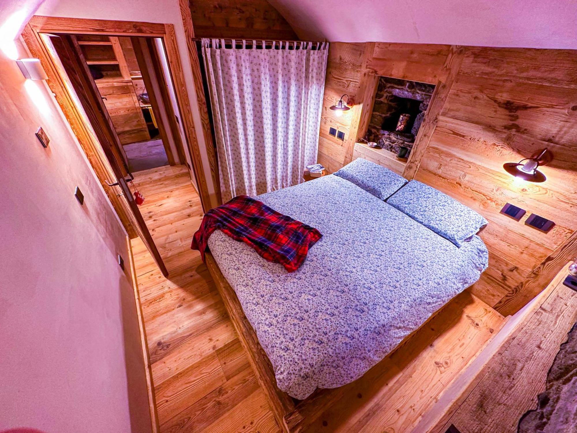 Joivy Modern Family Chalet With Stunning Mountain Views Чамполук Екстериор снимка