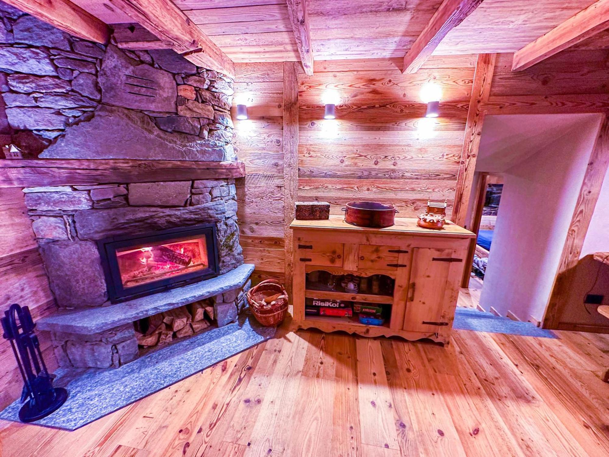Joivy Modern Family Chalet With Stunning Mountain Views Чамполук Екстериор снимка