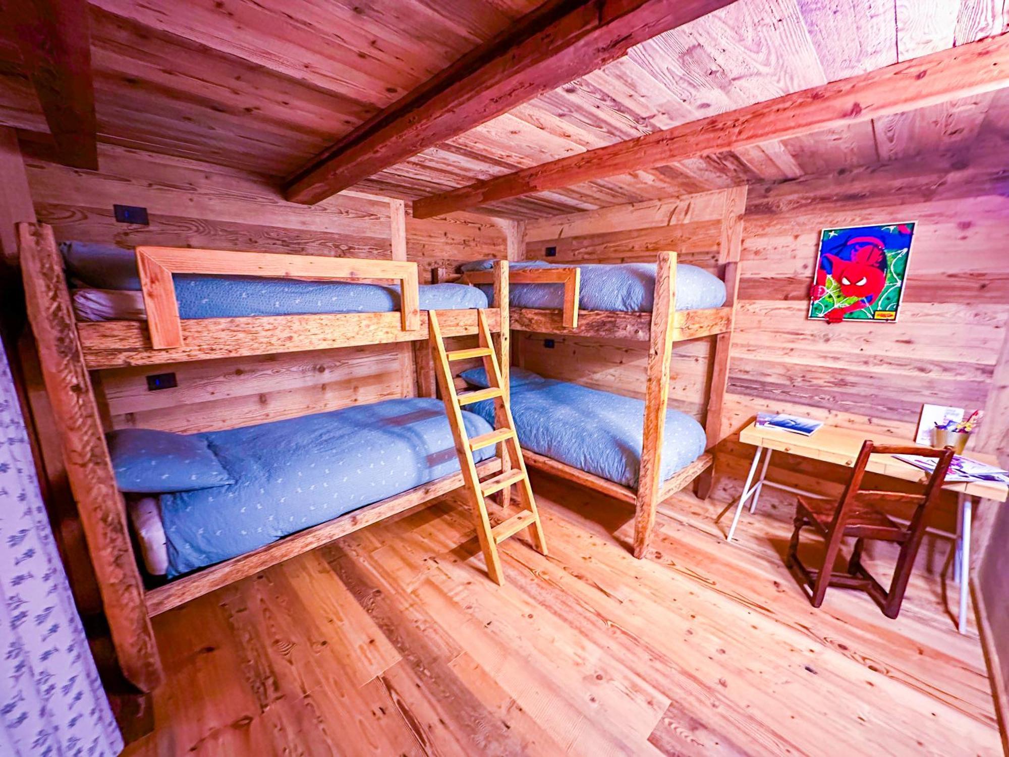 Joivy Modern Family Chalet With Stunning Mountain Views Чамполук Екстериор снимка