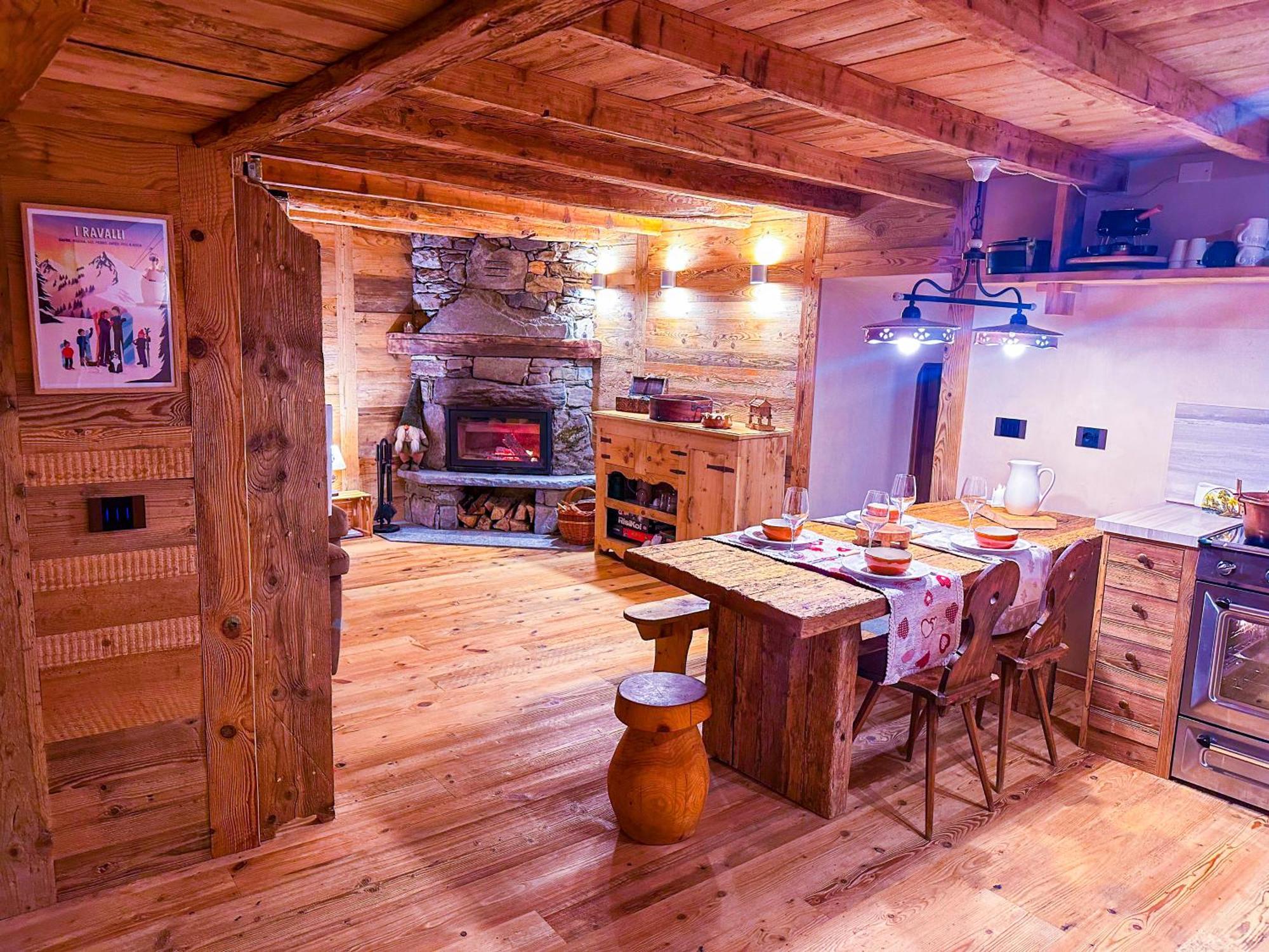 Joivy Modern Family Chalet With Stunning Mountain Views Чамполук Екстериор снимка